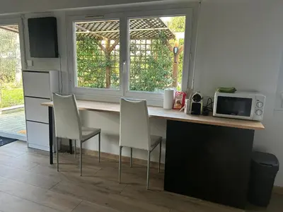 Cuisine ou kitchenette dans l'établissement Un bol d'air frais près de Paris