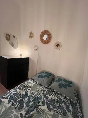 Un ou plusieurs lits dans un hébergement de l'établissement Studio cosy parking gratuit et à 5 minutes gare