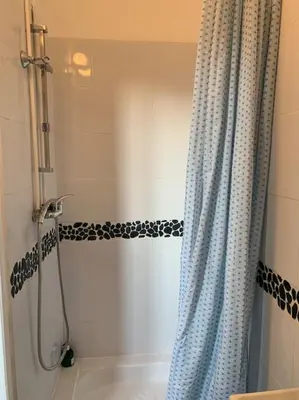 Salle de bains dans l'établissement Studio cosy parking gratuit et à 5 minutes gare