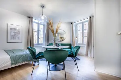 Un ou plusieurs lits dans un hébergement de l'établissement La Suite : studio Hypercentre - Cathédral