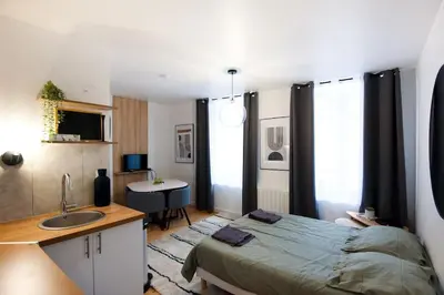 Un ou plusieurs lits dans un hébergement de l'établissement La Casa : Logement en centre ville, Cathédrale