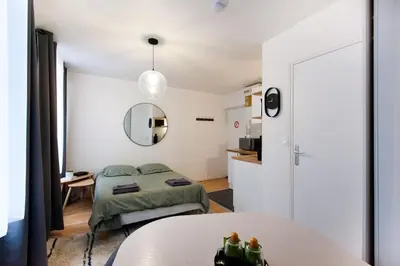 Un ou plusieurs lits dans un hébergement de l'établissement La Casa : Logement en centre ville, Cathédrale