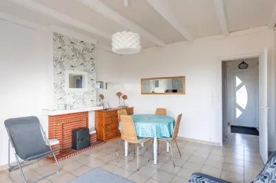 Coin salon dans l'établissement Mélodie - Bel appartement vue mer