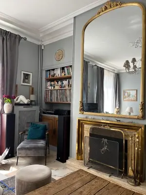 Coin salon dans l'établissement Villa La Marquise de la Chesnaie à 15 mn de Paris