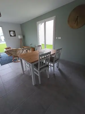 Coin salon dans l'établissement les galets de Normandie