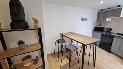Cuisine ou kitchenette dans l'établissement maison neuve - le laos -