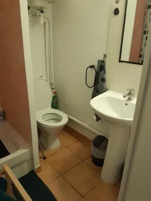 Salle de bains dans l'établissement appartement city 2 d'Amiens