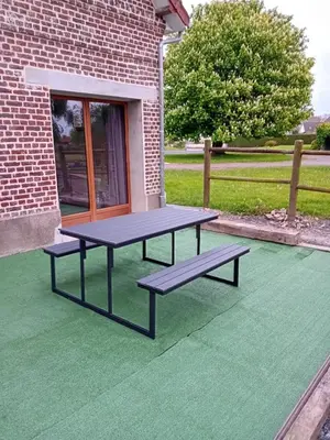 Tennis de table au sein de l'établissement Gite Ferme du Marronnier ou à proximité