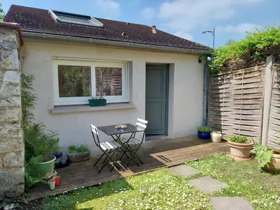 Jardin de l'établissement le prieuré reposant