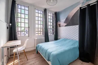 Plan de l'établissement Le Manoir des Conquérants à Rouen avec Jacuzzi - 277