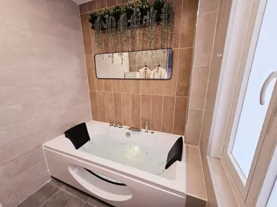 Salle de bains dans l'établissement Le Bain Rouennais