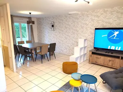Télévision ou salle de divertissement dans l'établissement Gite de Amiens Poulainville