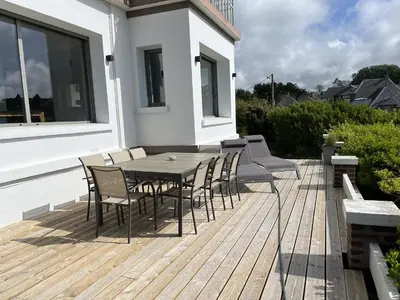 Balcon ou terrasse dans l'établissement Villa Médaillon, Sur la mer - Mesnil Val Plage