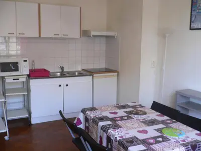 Cuisine ou kitchenette dans l'établissement Hyper centre - Cathédrale