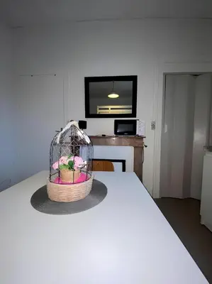 Télévision ou salle de divertissement dans l'établissement Descamps
