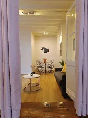 Coin salon dans l'établissement Appartement proche centre historique