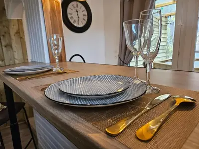Plan de l'établissement La Petite Maison Romantique Giverny 5km