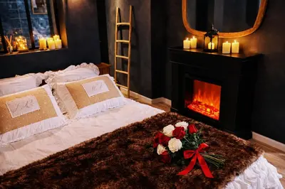 Un ou plusieurs lits dans un hébergement de l'établissement Le chalet romantique, SPA, Écran cinéma, Lit king size, day use, 10 min centre
