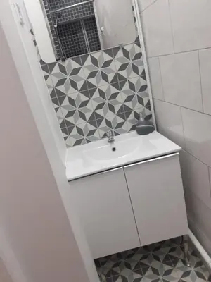 Salle de bains dans l'établissement Maison Natis à 400 metres à pieds de l'aéroport