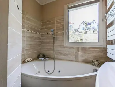 Salle de bains dans l'établissement Duplex T2 Bords de Seine