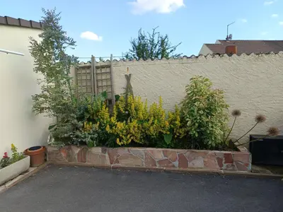 Jardin de l'établissement Studio neuf des amandines