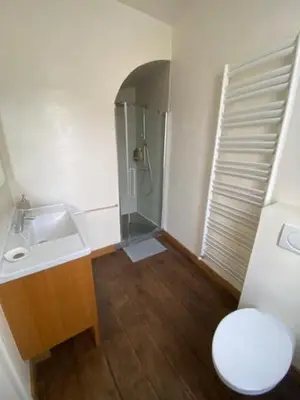 Salle de bains dans l'établissement Chez Victor H