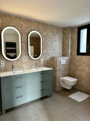Salle de bains dans l'établissement Maison de campagne normande