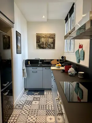 Cuisine ou kitchenette dans l'établissement LE GAMBETTA