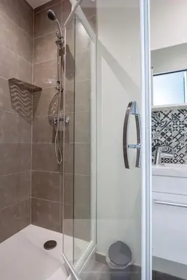 Salle de bains dans l'établissement Appartement 1 proche de la gare et du centre ville