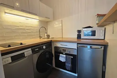 Cuisine ou kitchenette dans l'établissement Appartement proximité directe Rouen