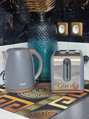 Cuisine ou kitchenette dans l'établissement Maison équipée avec petit déjeuner gratuit - balnéo- sauna - siège massant et pièce secrète