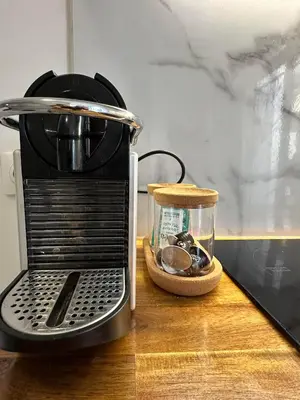 Cuisine ou kitchenette dans l'établissement Cosy House à 9 mins RER A et 35 mins de Paris