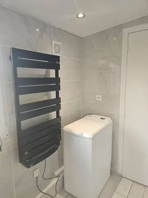 Salle de bains dans l'établissement Le duplex Clieu BY HOLIDIEPPE