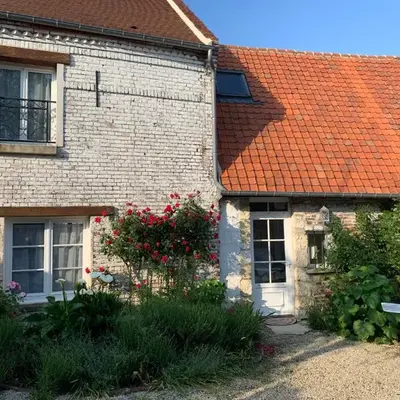 Petite maison à la campagne