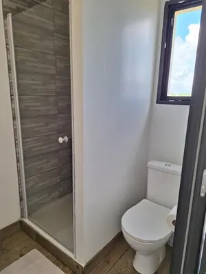 Salle de bains dans l'établissement logement calme, 5 minutes de l'autoroute