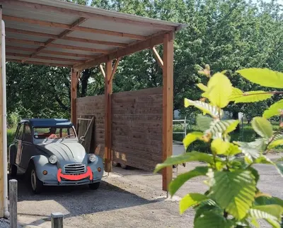 Jardin de l'établissement Gîte au Ptit Canin