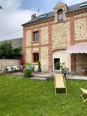 Jardin de l'établissement Charmante Maison Normande
