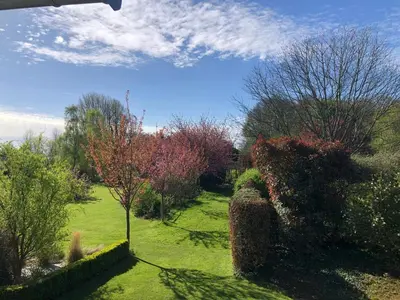 Jardin de l'établissement le gite de la pommeraie