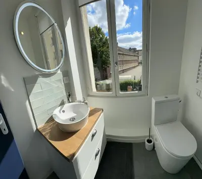 Salle de bains dans l'établissement Appartement entier cosy