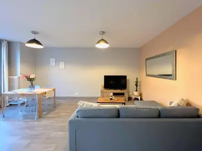 Télévision ou salle de divertissement dans l'établissement Le Repère de Poissy・4 Ch de Standing