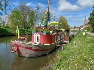 Paysage naturel près de le bateau