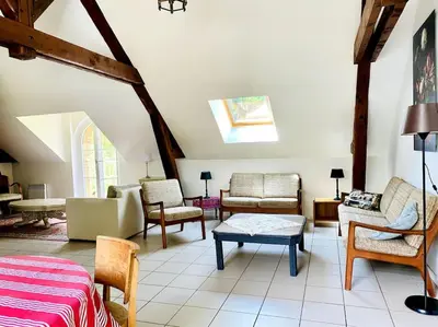 Coin salon dans l'établissement La Tsarine - Cottage - Château Le Bas Bleu