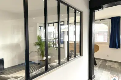 Plan de l'établissement l'Olympe - Babyfoot Vidéoprojecteur & Parking