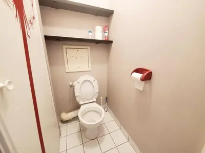 Salle de bains dans l'établissement Le Repère de l'ESSEC - T3, Parking, Fibre, Gare RER A à 5mn