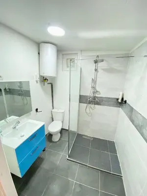 Salle de bains dans l'établissement Danielle et octave