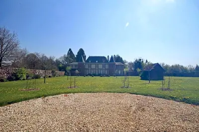 Jardin de l'établissement Orangerie du chateau