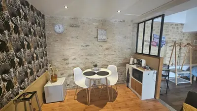 Coin salon dans l'établissement Une nuit dans le Vexin