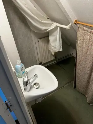 Salle de bains dans l'établissement Maison de campagne du XVIIe siècle