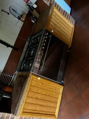 Cuisine ou kitchenette dans l'établissement Maison de campagne du XVIIe siècle