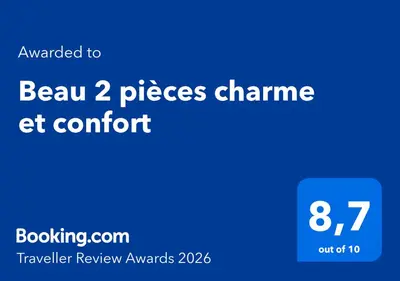Certificat, récompense, panneau ou autre document affiché dans l'établissement Beau 2 pièces charme et confort